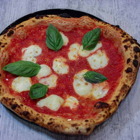 Gallery Fatte’Na Pizza 10