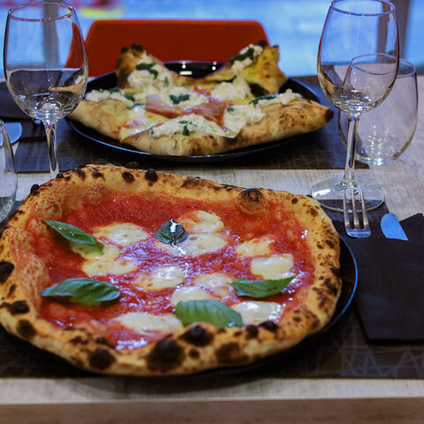 Gallery Fatte’Na Pizza 21